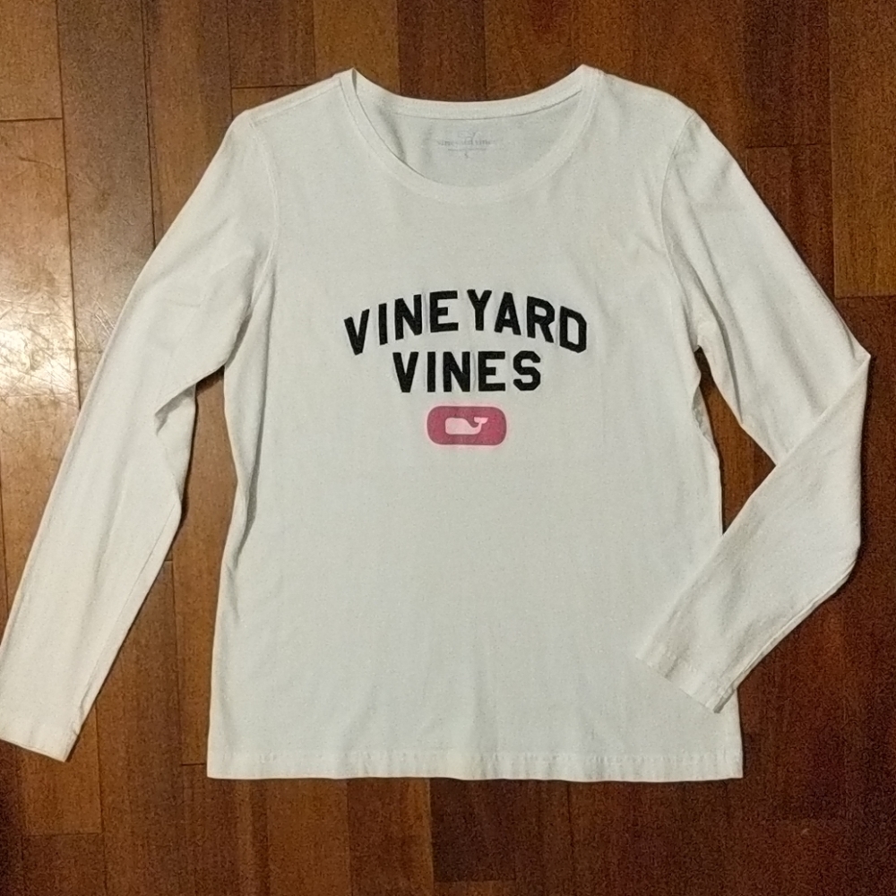 Vineyard Vines long sleeve t-shirt